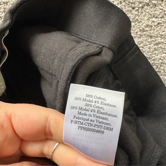 Everlane The Dream Pants - Picture 4 of 7